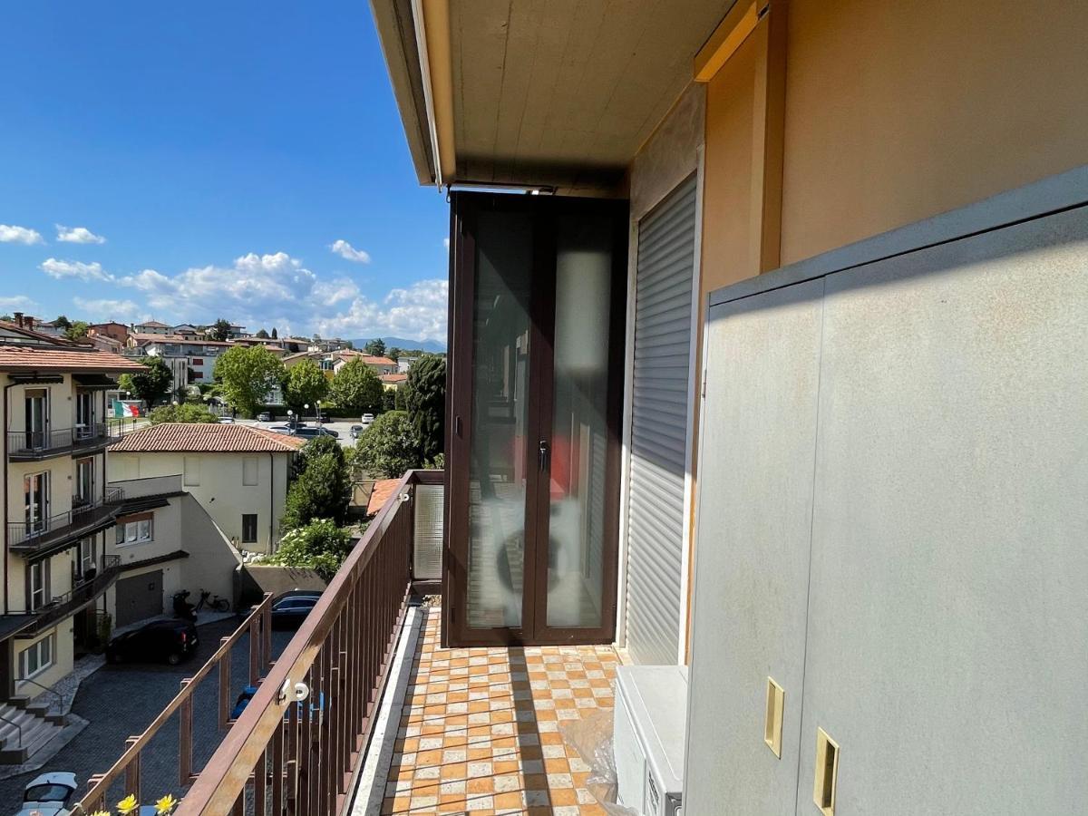 Desenzanoloft Official Partner Marriott Homes & Villas -Ciao Lago Family Apartment Desenzano del Garda Exteriör bild