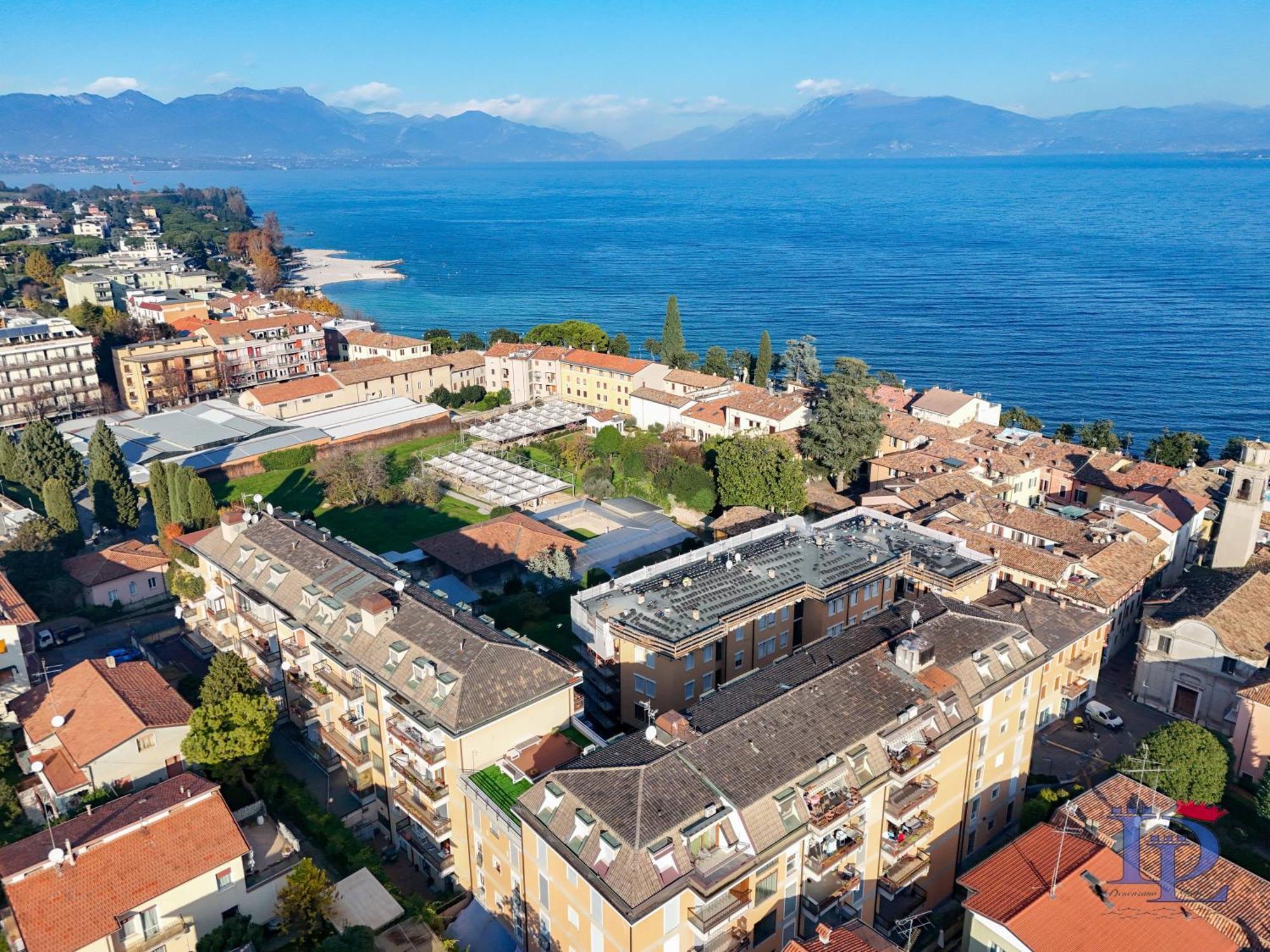 Desenzanoloft Official Partner Marriott Homes & Villas -Ciao Lago Family Apartment Desenzano del Garda Exteriör bild