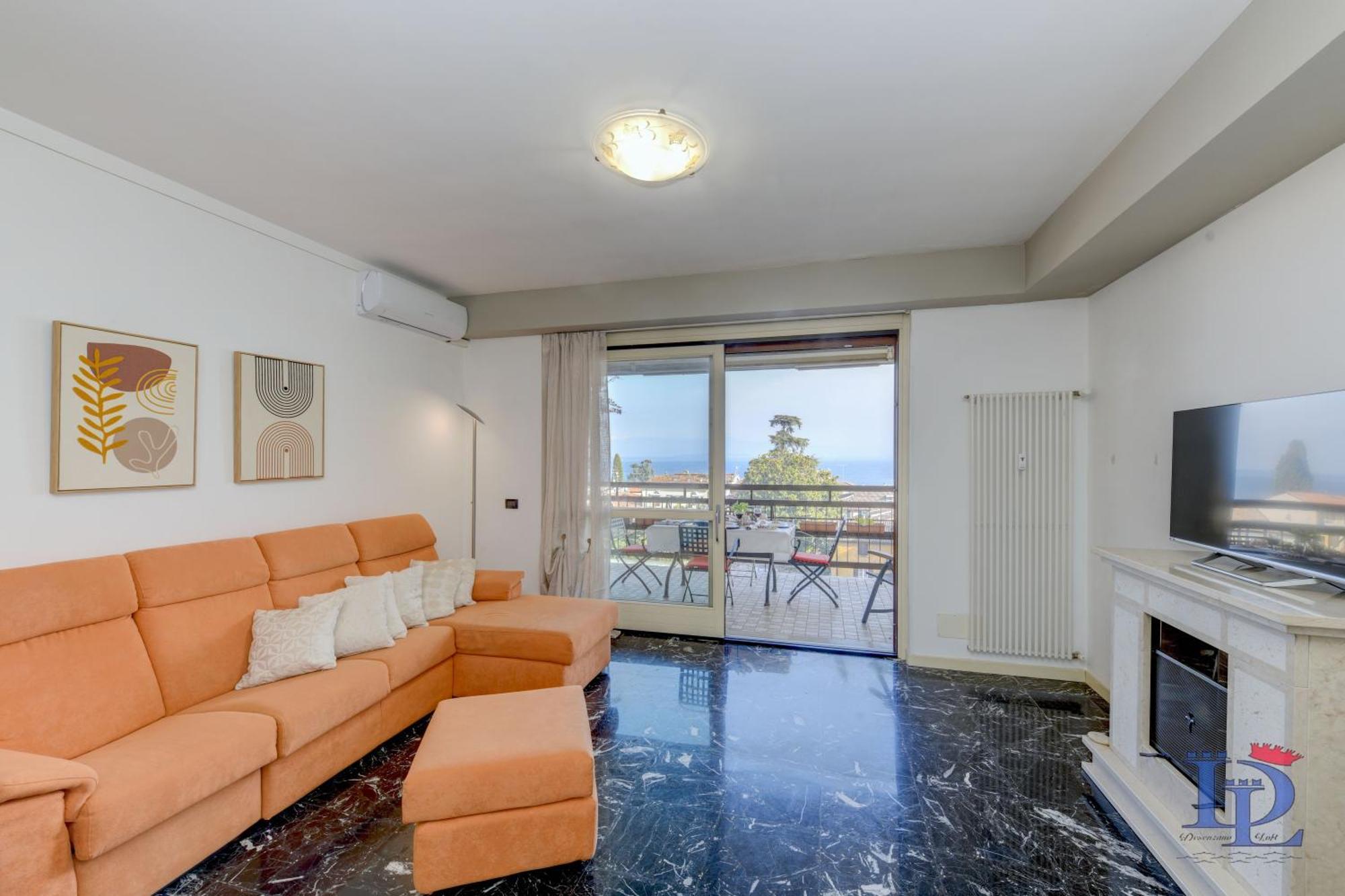 Desenzanoloft Official Partner Marriott Homes & Villas -Ciao Lago Family Apartment Desenzano del Garda Exteriör bild