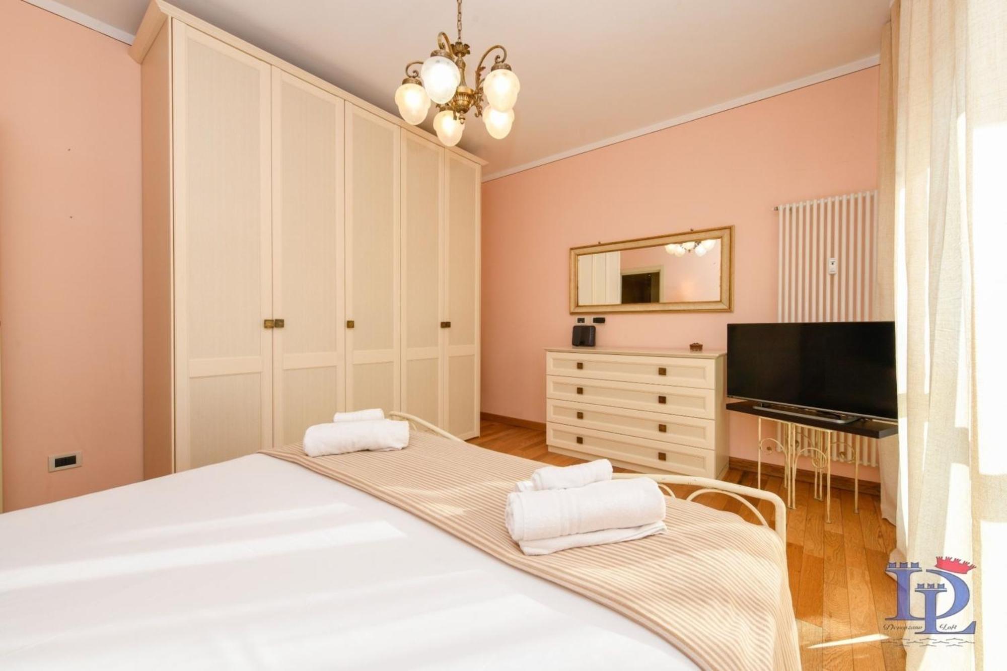 Desenzanoloft Official Partner Marriott Homes & Villas -Ciao Lago Family Apartment Desenzano del Garda Exteriör bild